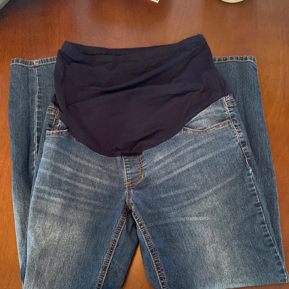 Time and Tru maternity pants, medium. Good used condition!